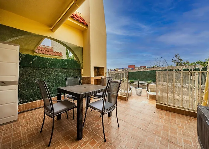 Casa Esencias 아데제